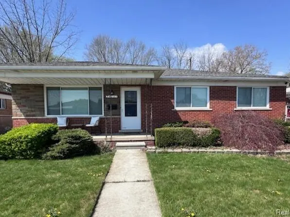 28347 Los Olas Dr, Warren, MI 48093