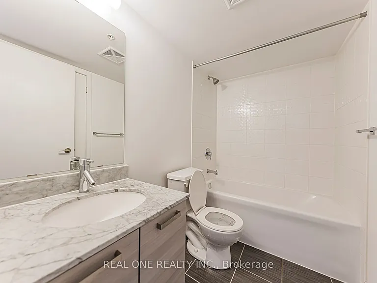 68 Abell St #846 — Photo 20