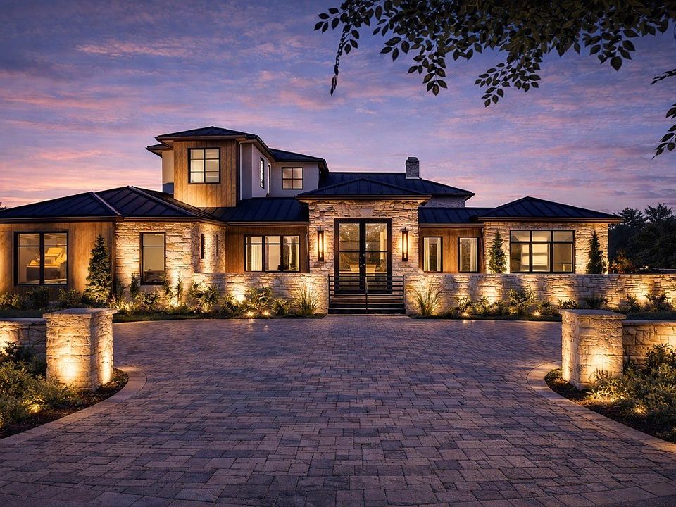 1st image of 2001 Pebble Creek Dr