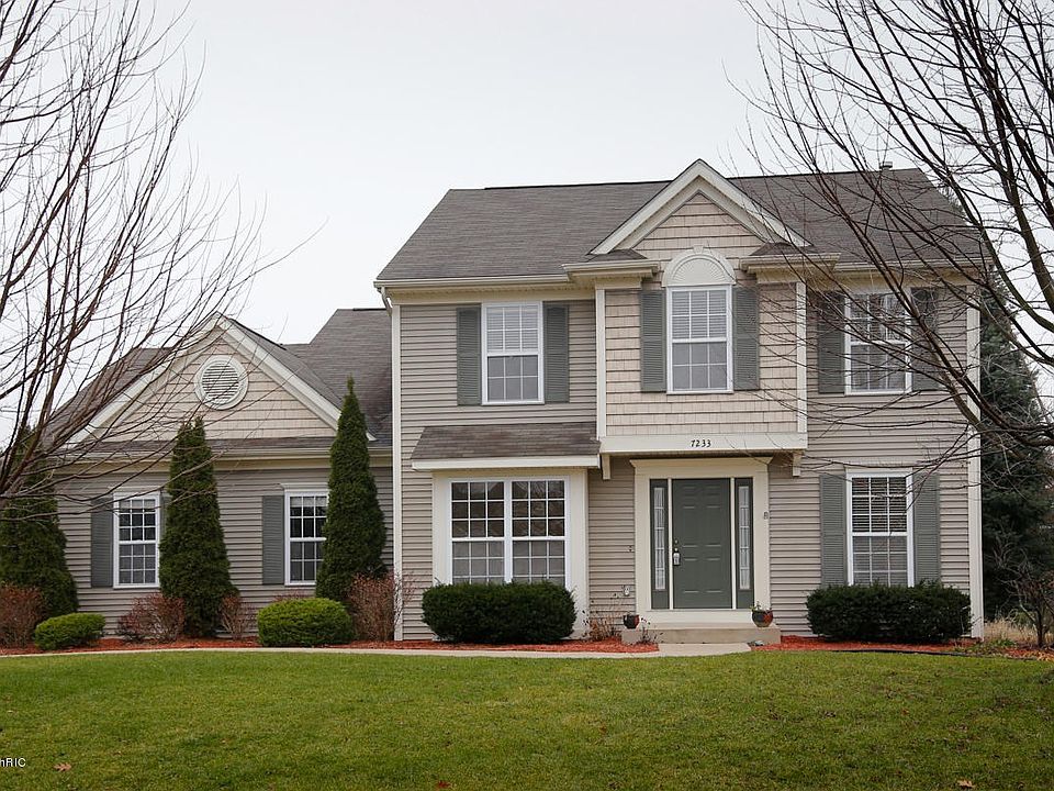 7233 Hampstead-101
