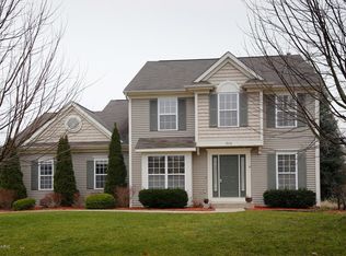 7233 Hampstead Ln, Portage, MI 49024
