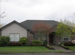 2774 Martinique Ave, Eugene, OR 97408