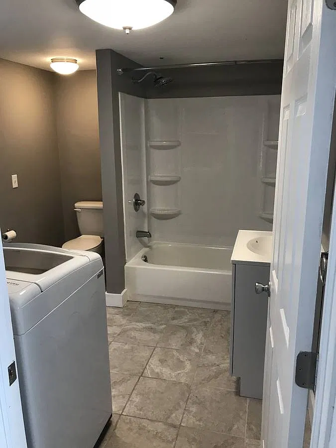 3 bed, 1400 sqft, $1,900 — Photo 4