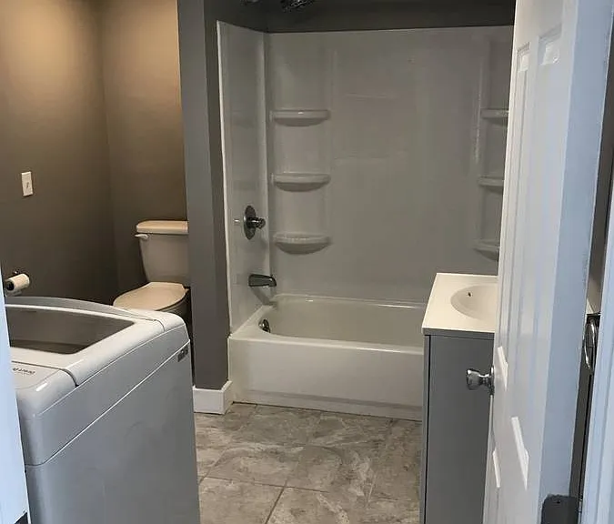 396 E Main St #2 — Photo 4