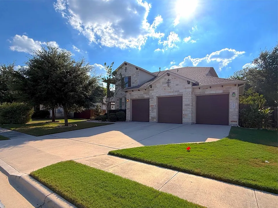 315 Parkwest Dr