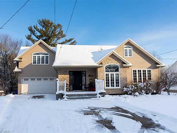 4th image of 739 Montgomery Dr