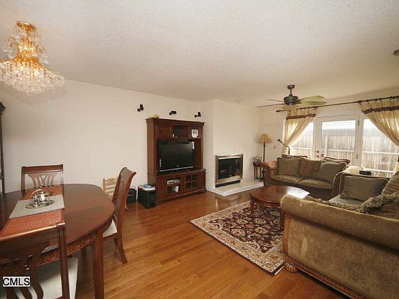 5th image of 566 Newfield Ave APT 16