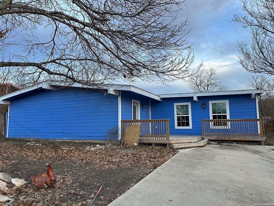 1st image of 122 Pleasant Valley