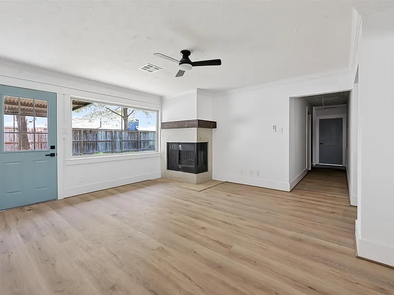 1906 Shadow Bend Dr — Photo 16