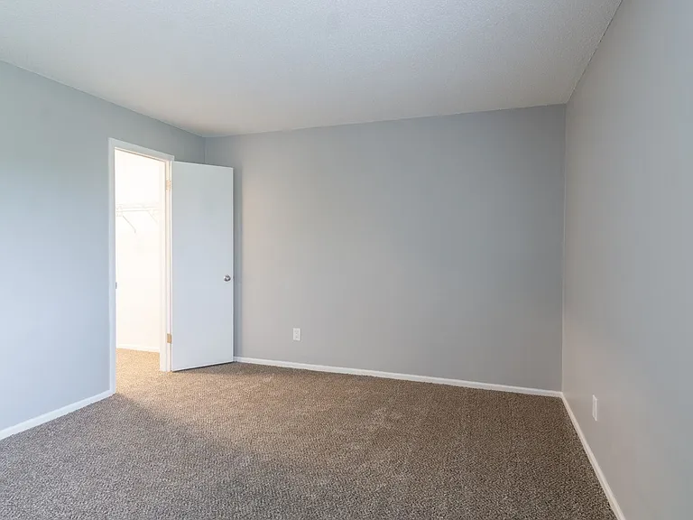 Northpark Apartments — Photo 8