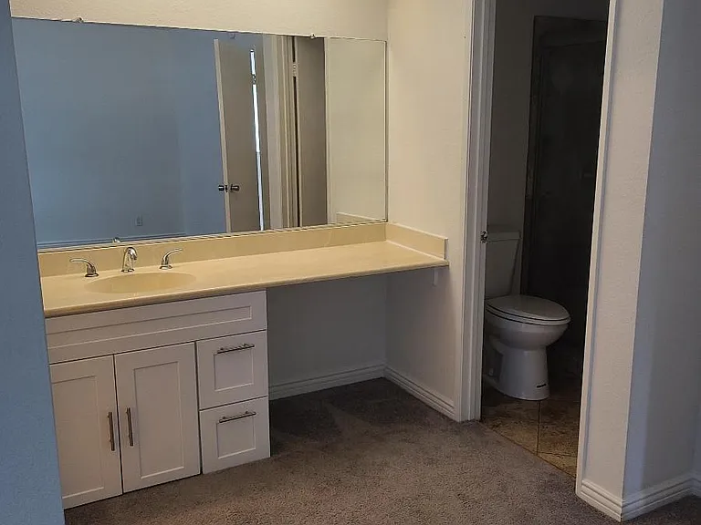 13513 Tracy St #F — Photo 11