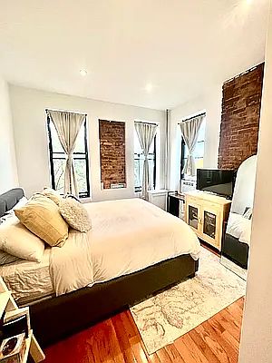 1st image of 314 Carroll St #3FF