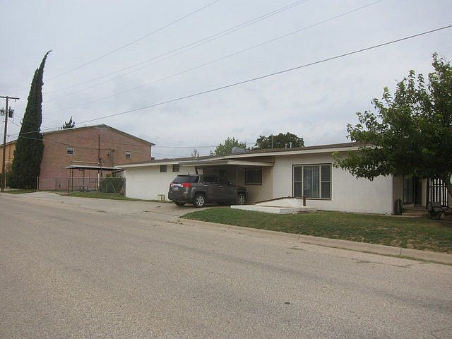 2nd image of 2010 Runnels St