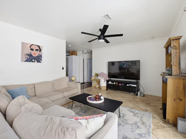 6250 Dorothy Dr, San Diego, CA 92115