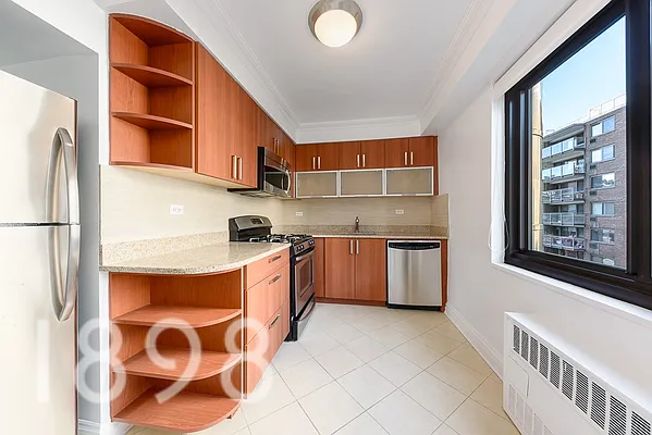 Rented by A&E Real Estate Management | media 8