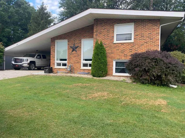 4739 N Coomer Ln, Petersburg, IN 47567