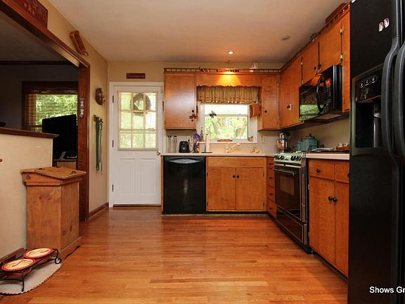 5th image of 126 Rachel Dr