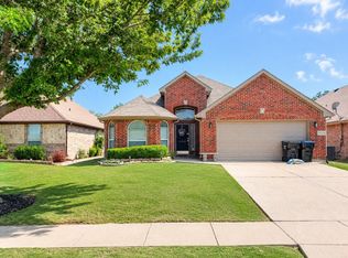 8810 Kiowa Dr, Greenville, TX 75402