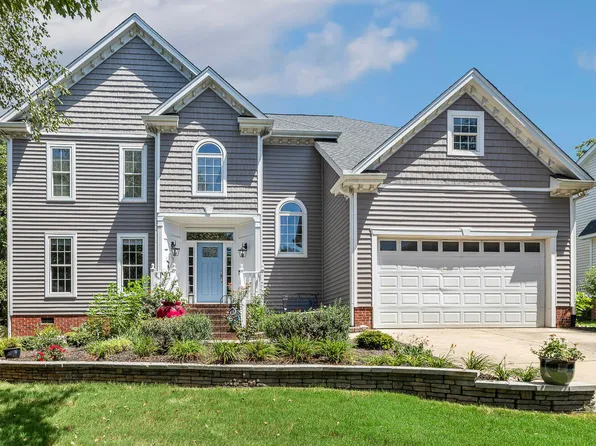 1106 Purple Glory Dr, Apex, NC 27502