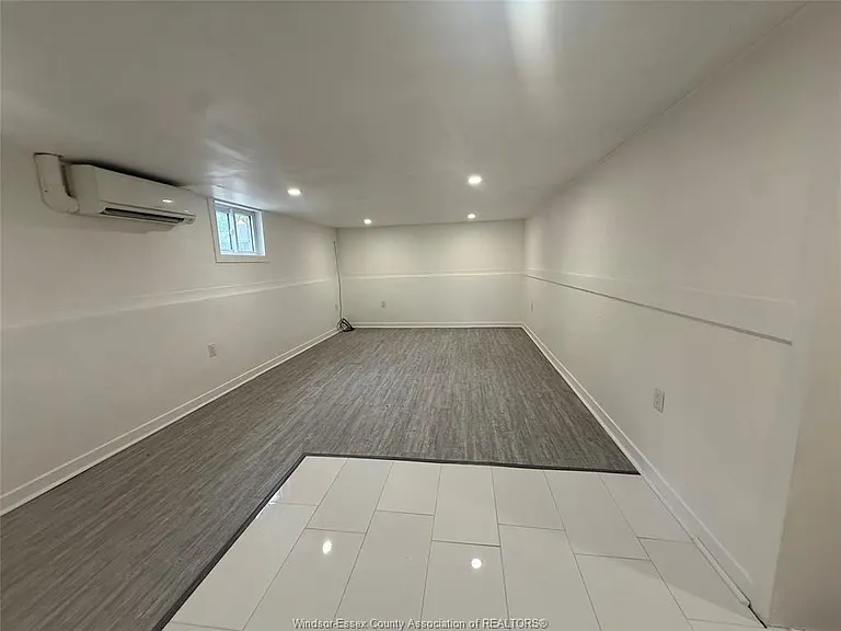 1317 Clovelly Dr #2 — Photo 5