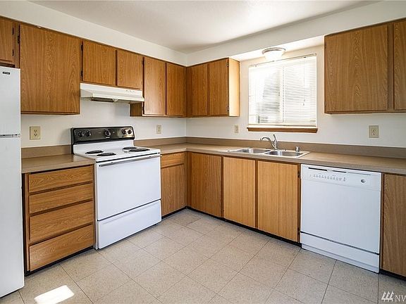 5th image of 608 58th Pl SE #A-b