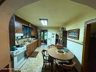 3rd image of 785 N James St