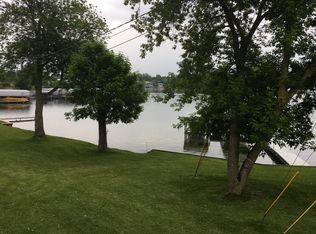 4069 Silver Lake Rd, Linden, MI 48451