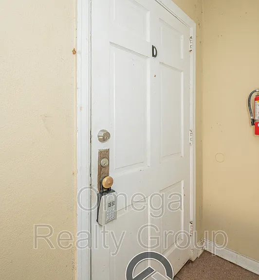 1020 Pershing St #D — Photo 4