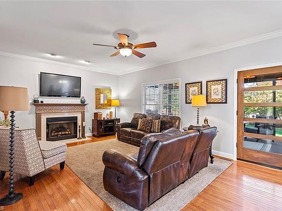 5th image of 1409 Wisteria Ct