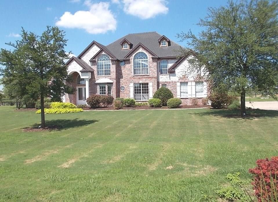 2nd image of 228 Equestrian Dr