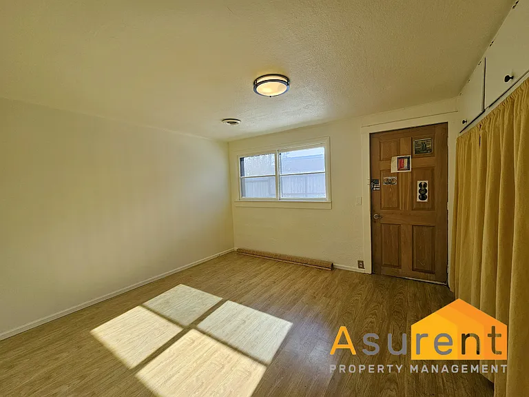 459 Willow St — Photo 13