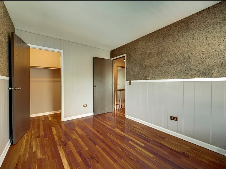 989 Tioga Ct — Photo 22