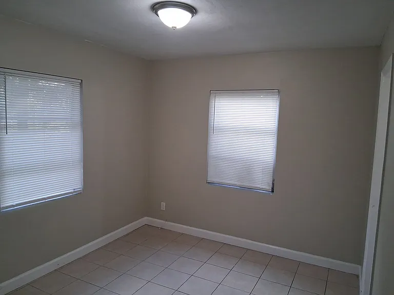 5643 Merrill Rd #1 — Photo 9
