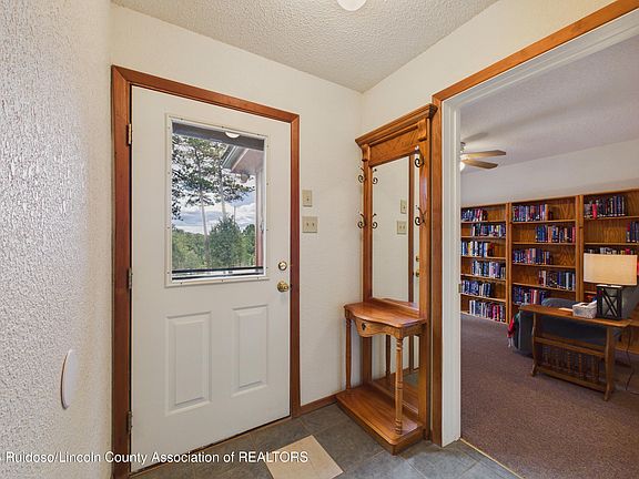 4th image of 307 College Dr