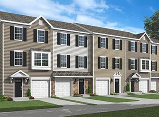 8 Faraday Ct, Morton, PA 19070