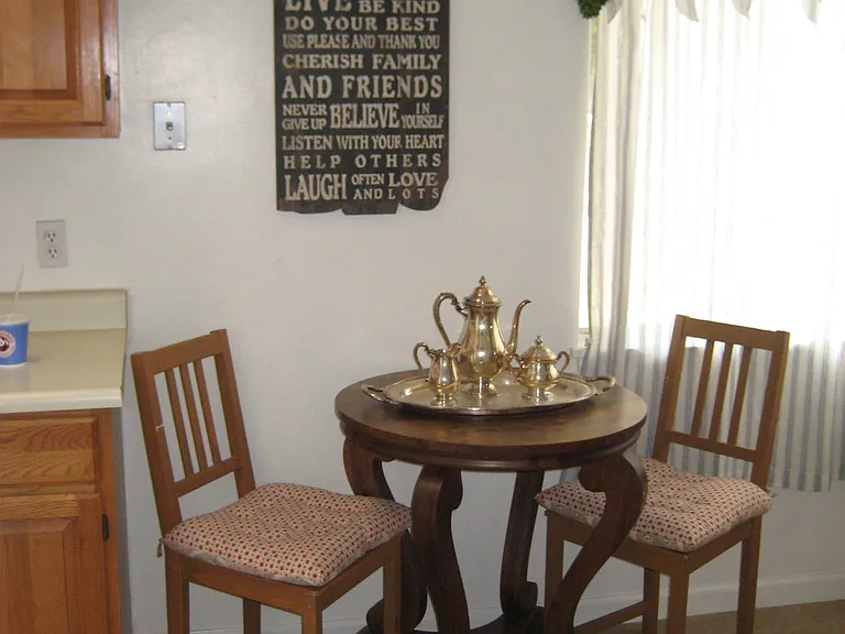 187 Agnes Way — Photo 20
