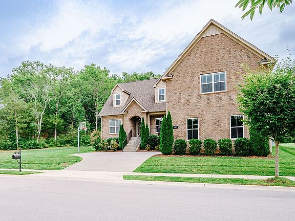 4th image of 905 Redstone Ln