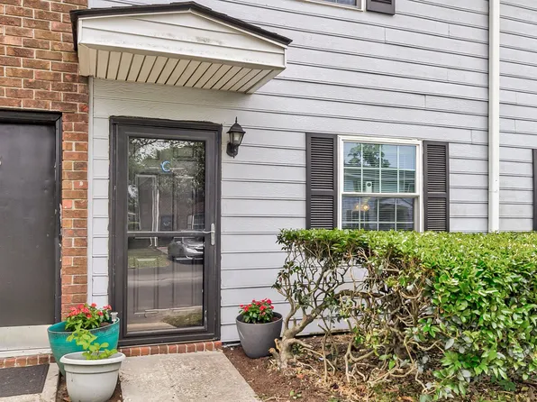 21 Rivers Point Row APT 11C, Charleston, SC 29412