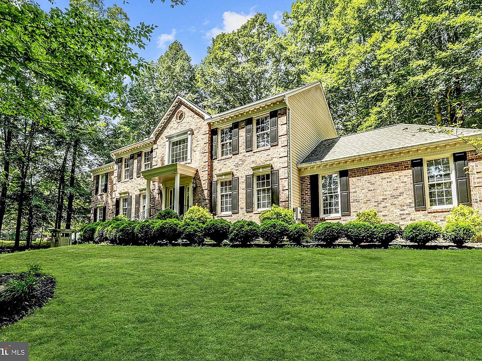 1st image of 11712 Sandal Wood Ln