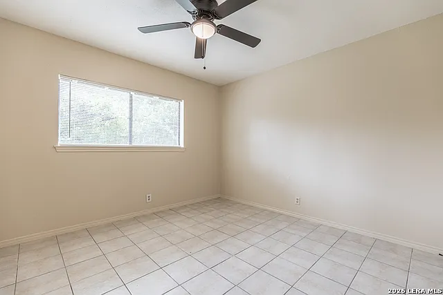 7750 Crooked Rd — Photo 24