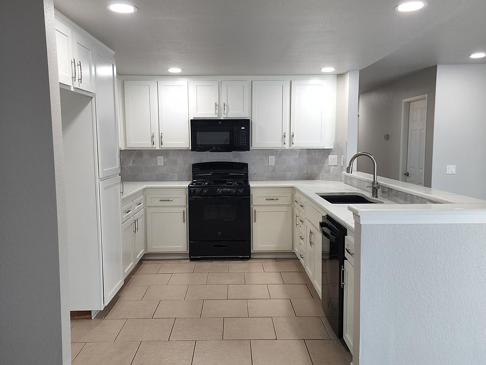 1st image of 41486 Patri Cir