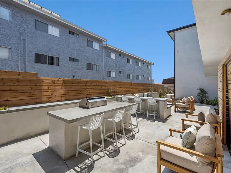 Hermosa 1803 LLC (TIC) — Photo 74