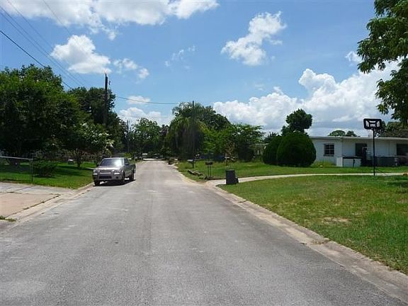 3rd image of 2855 Citrus Dr