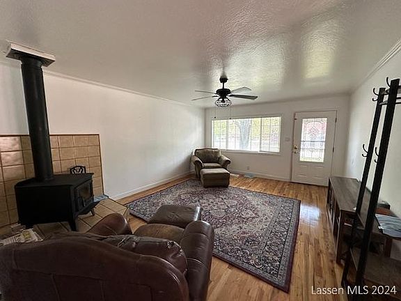 4th image of 805 Maidu Ln