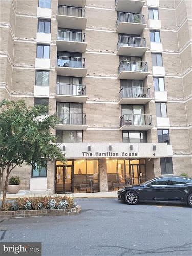 1st image of 4 Monroe St APT 301