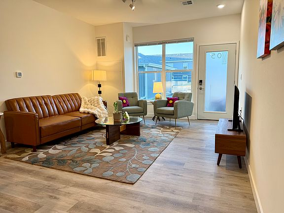 4th image of 115 Boneset Ave #7