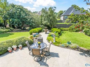 137 Pavilion Dr, Meridianville, AL 35759
