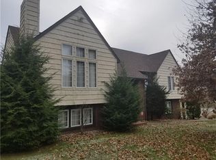 301 Meadowlark Dr, Uniontown, PA
