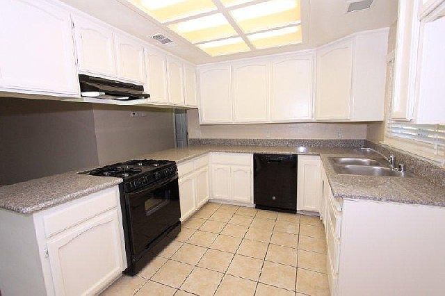 1st image of 3608 Floral Dr