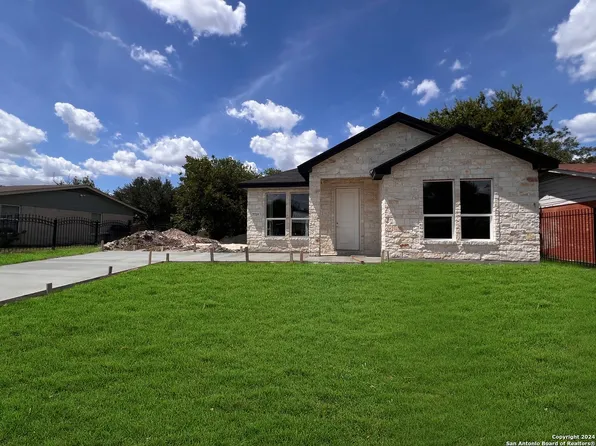 7719 CARTWHEEL LN, San Antonio, TX 78227
